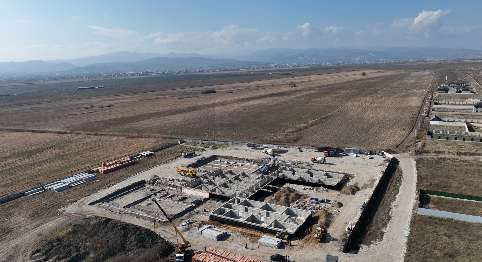 В Чегеме строят школу