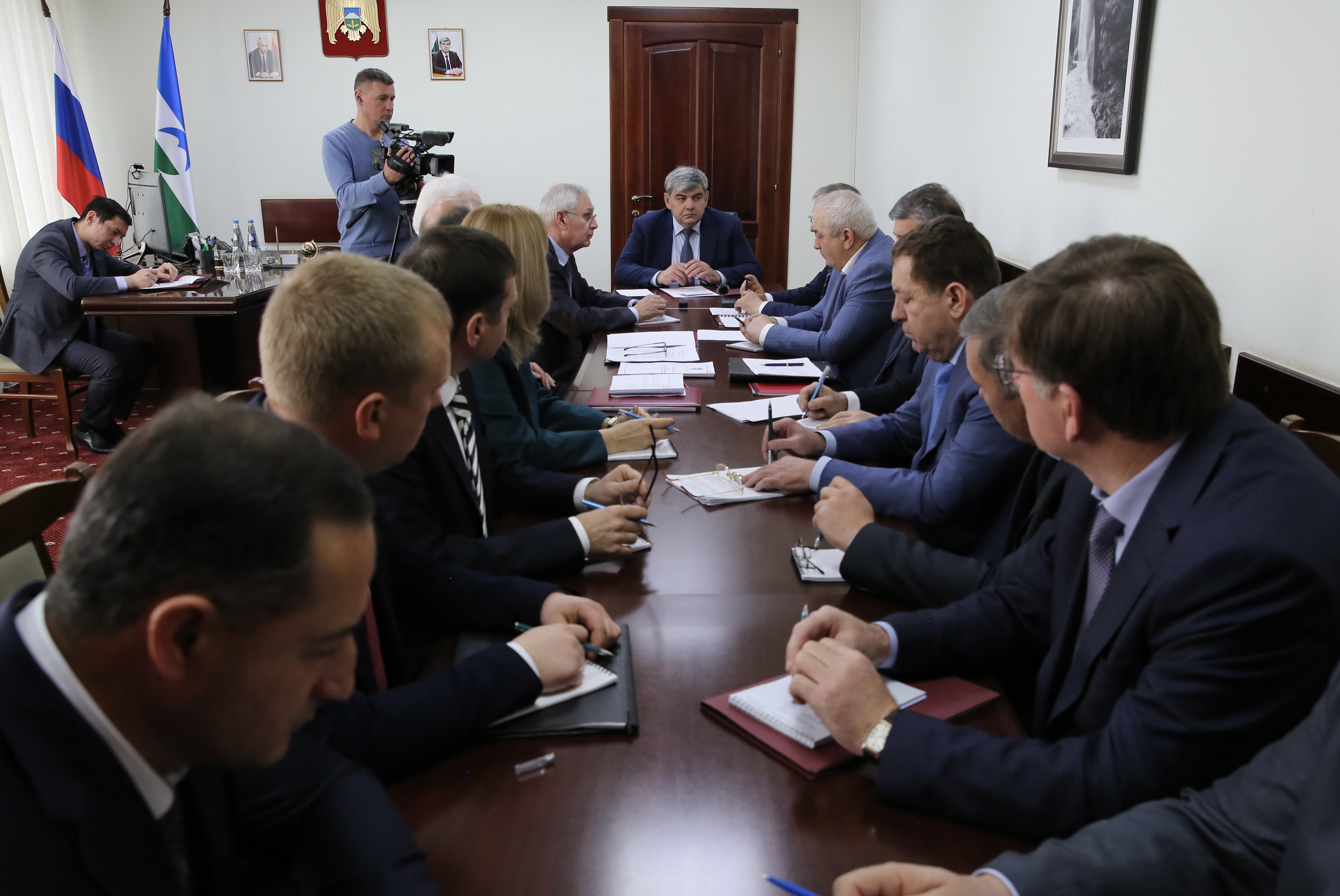 Глава КБР Казбек Коков провел «муниципальный час»