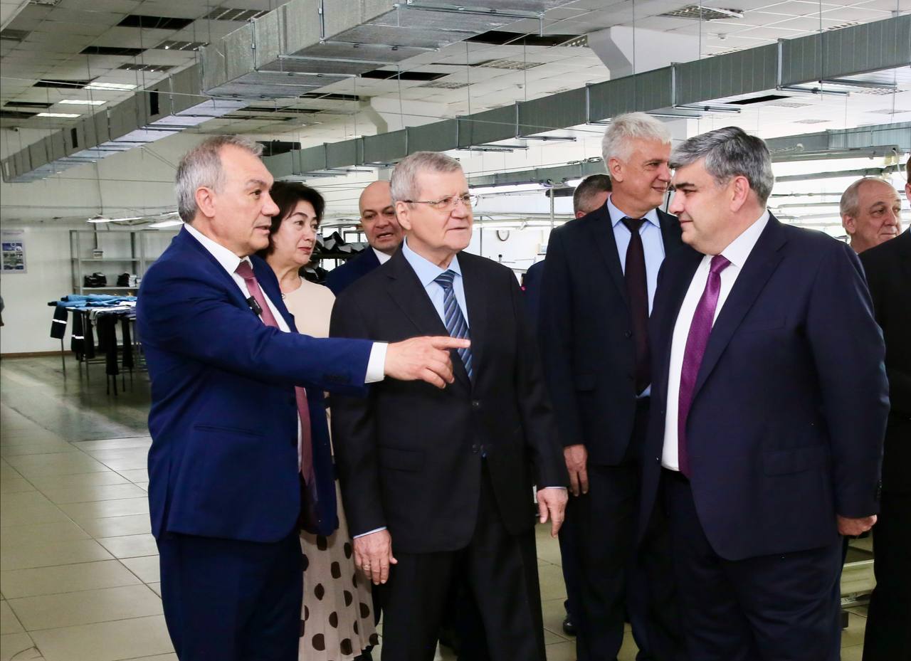 В Кабардино-Балкарию с рабочим визитом прибыл полномочный представитель Президента РФ  в СКФО Юрий Яковлевич Чайка