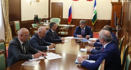   Глава КБР Казбек Коков провел совещание по итогам встречи с Михаилом Мишустиным
