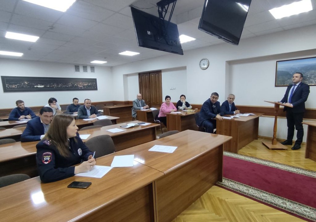 В Нальчике состоялось заседание комиссии по безопасности дорожного движения