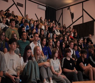 Школьники из Донецкой Народной Республики погружаются в студенческую жизнь КБГУ