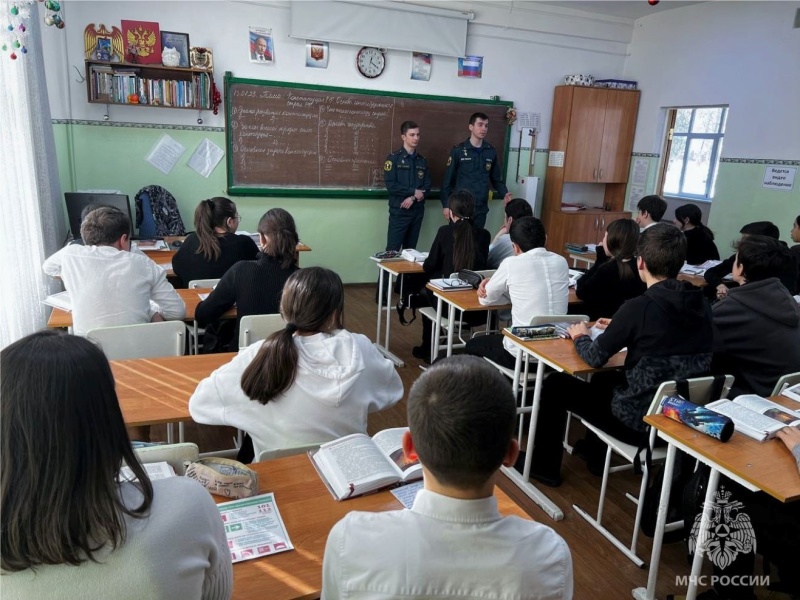 Школьникам Нальчика рассказали о пожарной безопасности