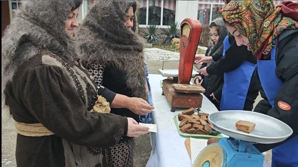 В Атажукинской школе прошла масштабная реконструкция событий ленинградской блокады