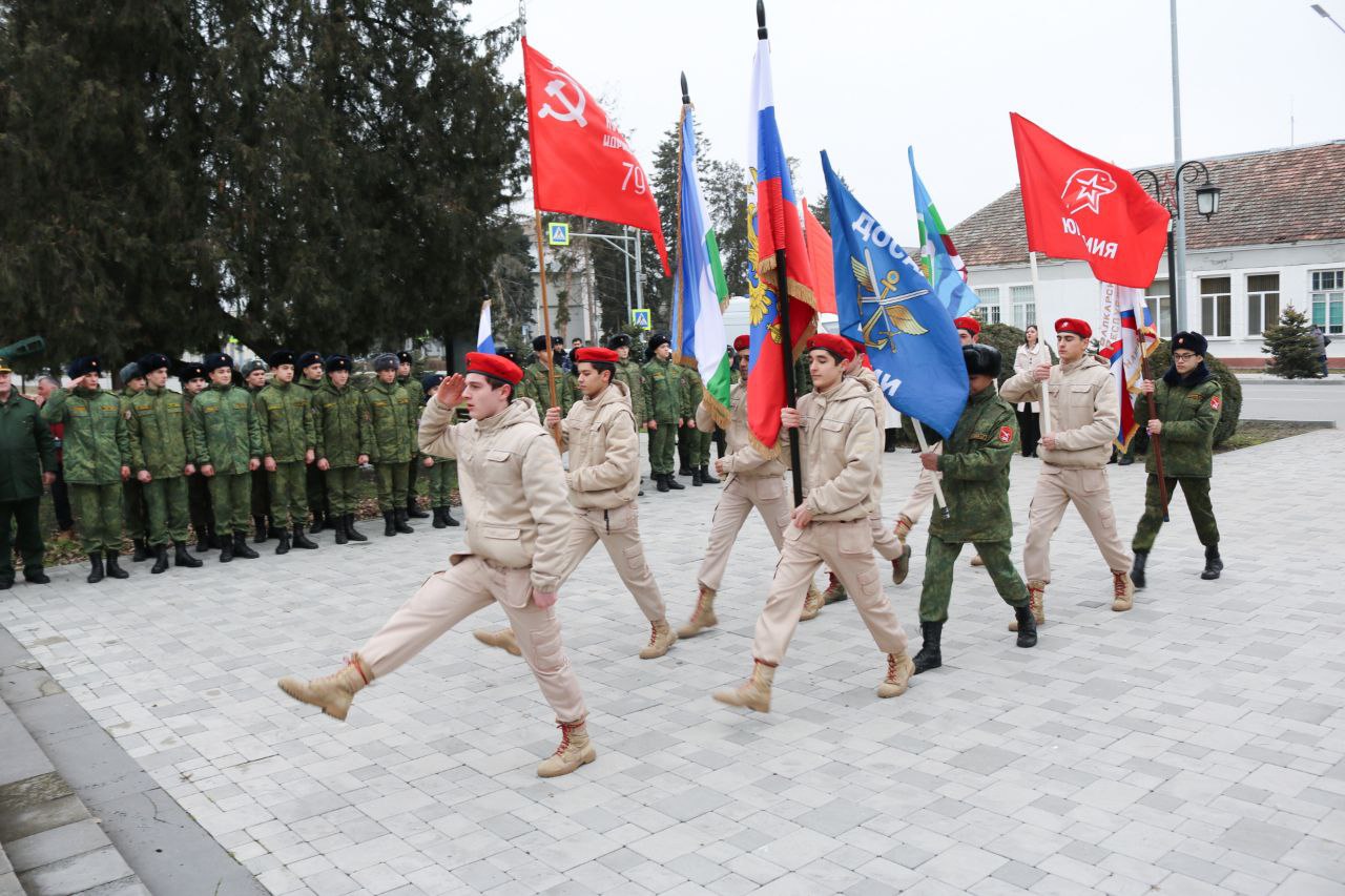 В Тереке прошел торжественный митинг