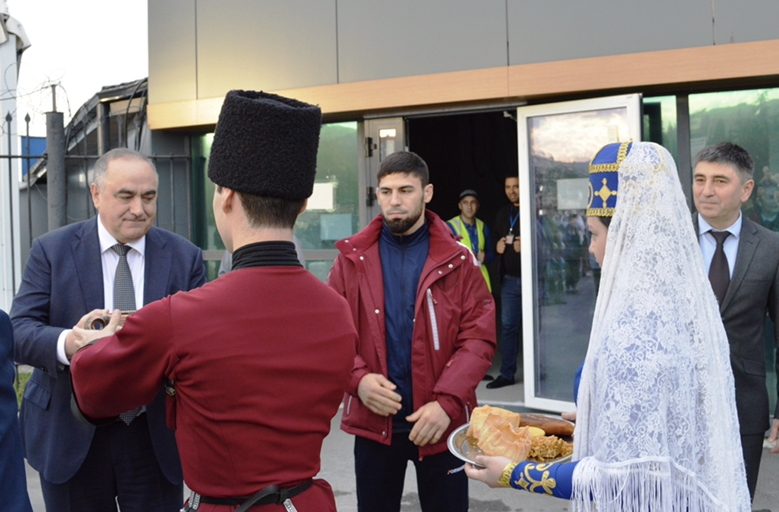 В Нальчике тепло встретили Иналбека Шериева