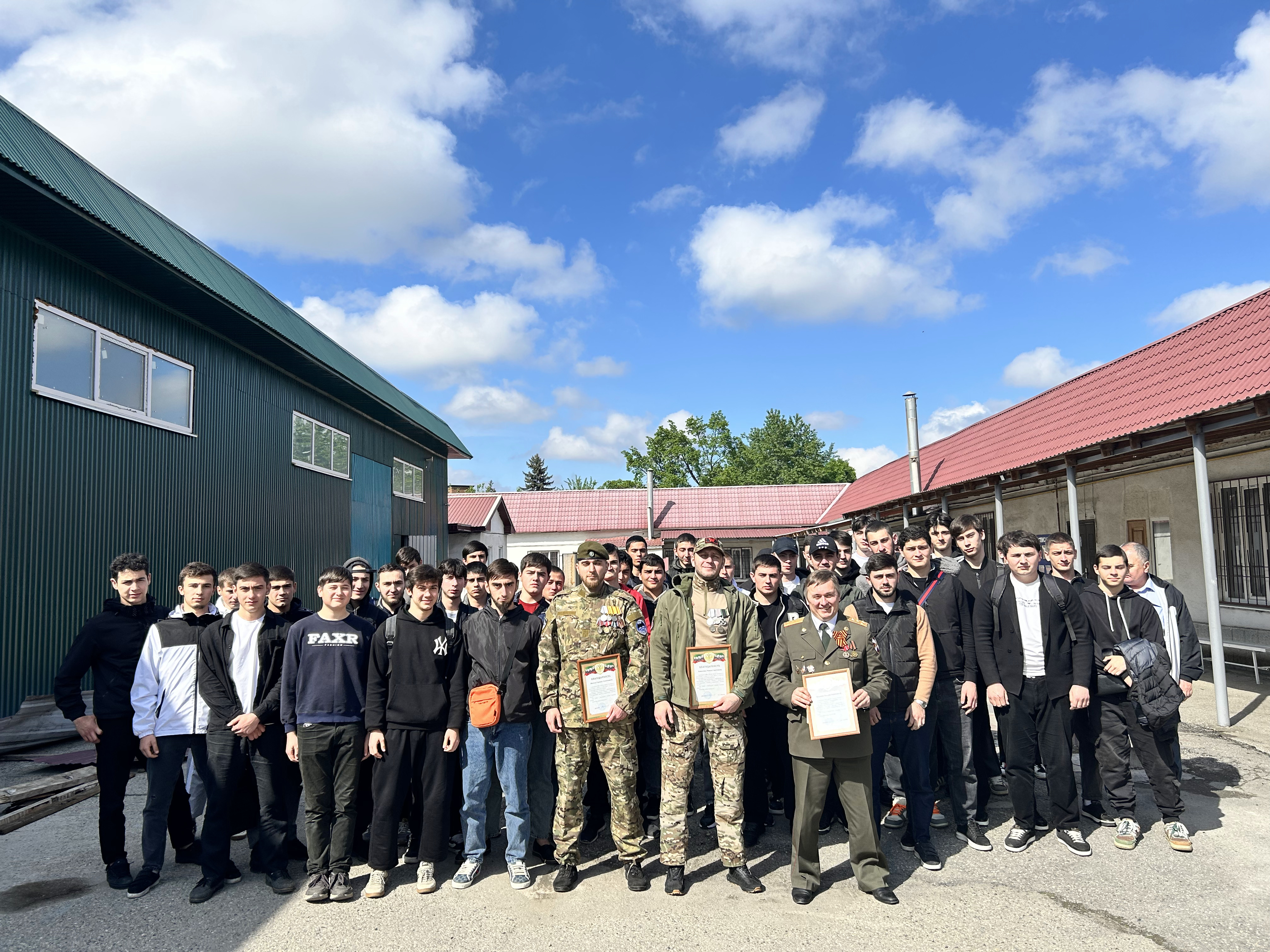 В автодорожном колледже прошла патриотическая акция