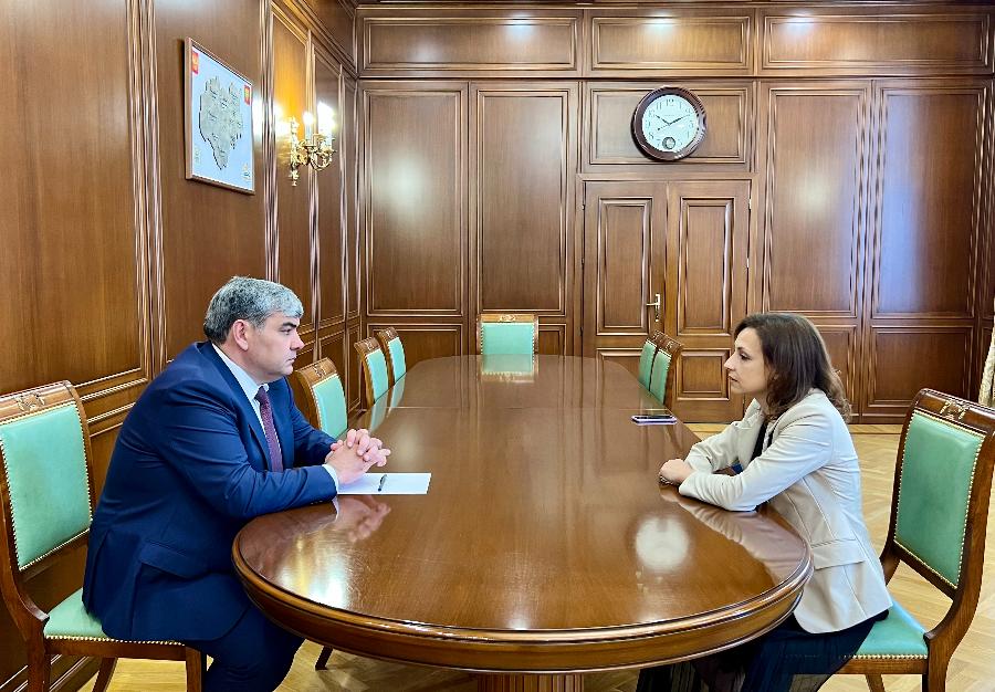Глава КБР Казбек Коков провел рабочую встречу с депутатом Государственной Думы Викторией Родиной