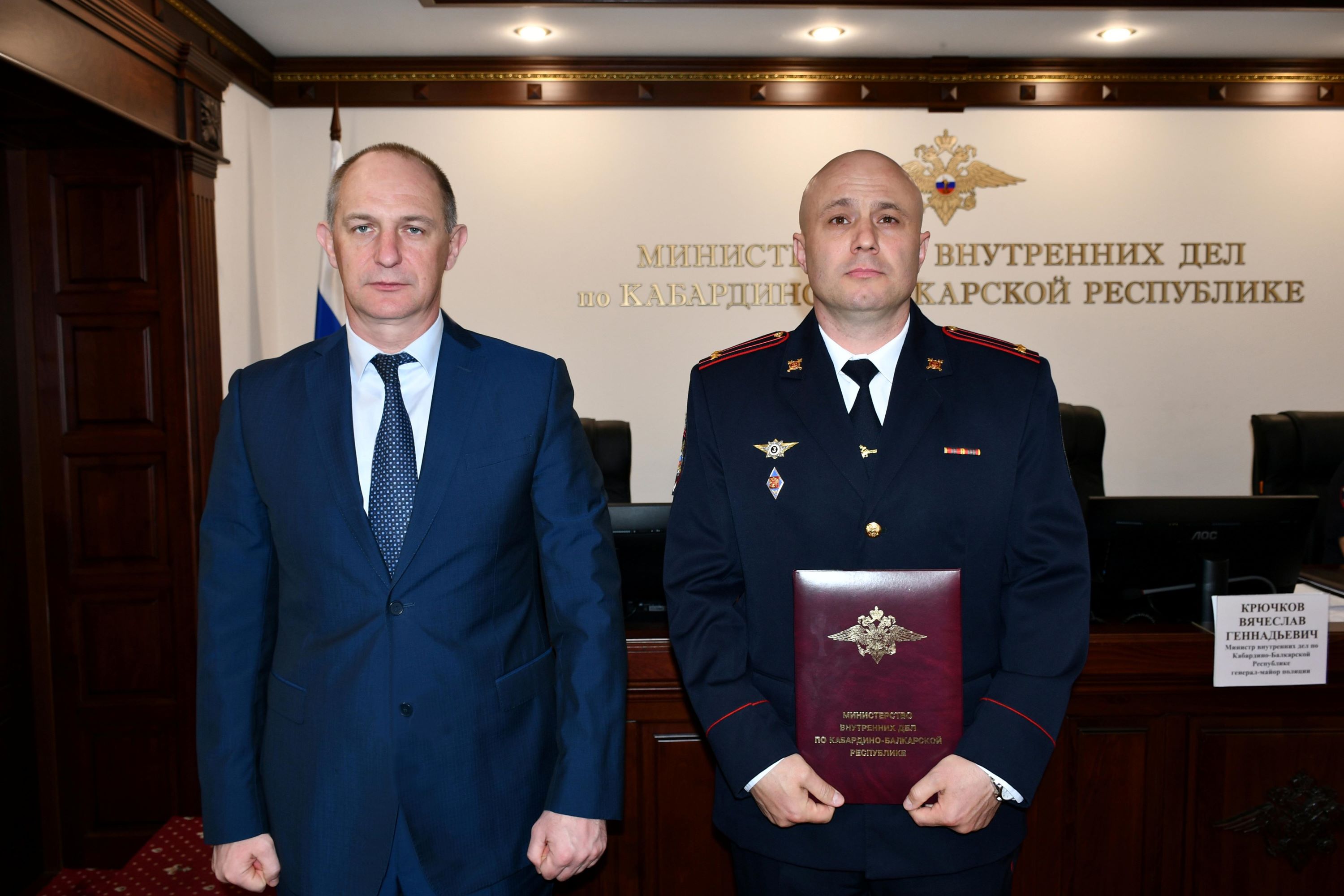 Министр внутренних дел по КБР Вячеслав Крючков поздравил сотрудников подразделений мобилизационной подготовки ведомства с профессиональным праздником