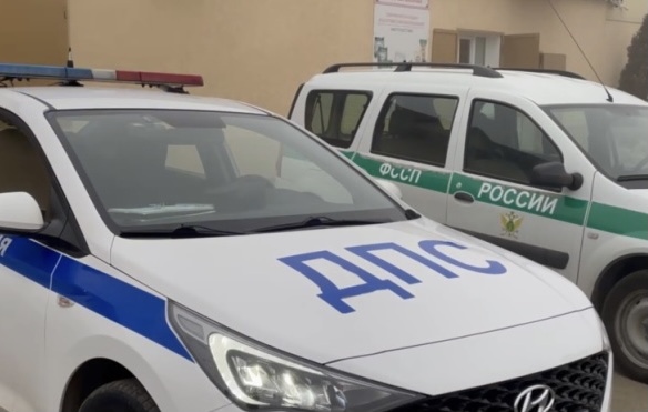 Госавтоинспекция и судебные приставы провели совместный рейд в Лескенском районе