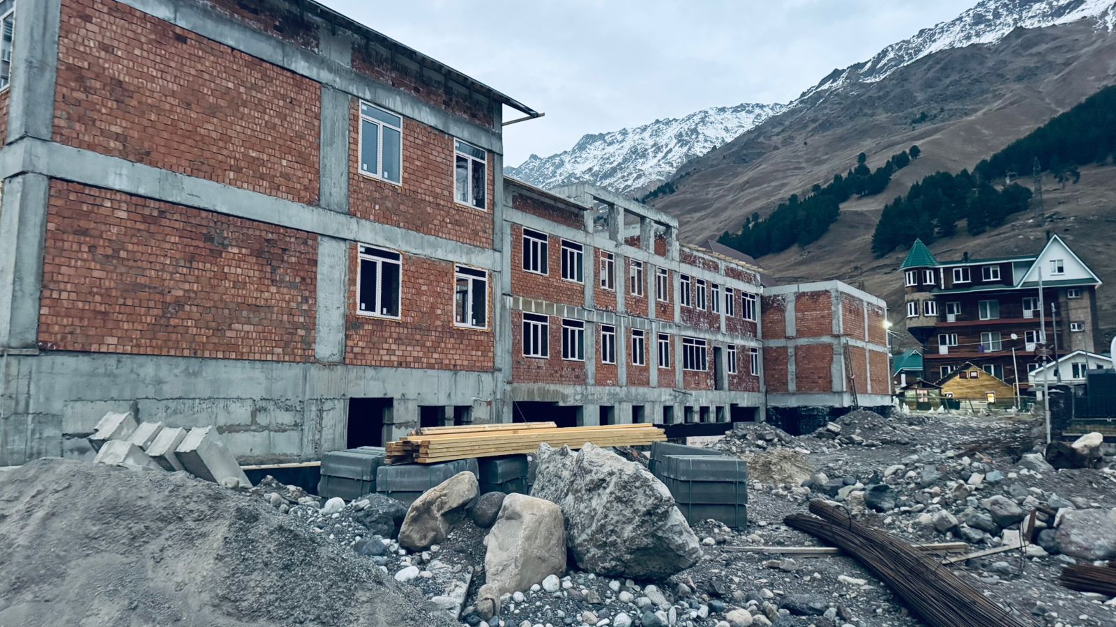 В Терсколе будет новая школа