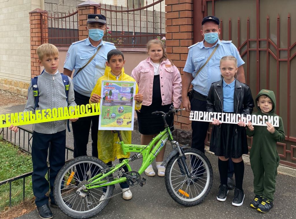 Автоинспекторы Кабардино-Балкарии проводят «минутки безопасности» для юных пешеходов