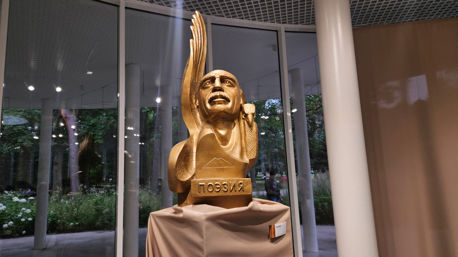 В Нальчике открылась выставка скульптур Тахира Черкесова