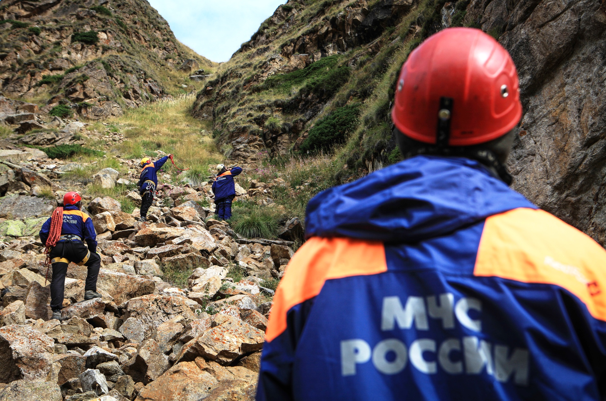 Жизни пострадавшего парапланериста ничто не угрожает