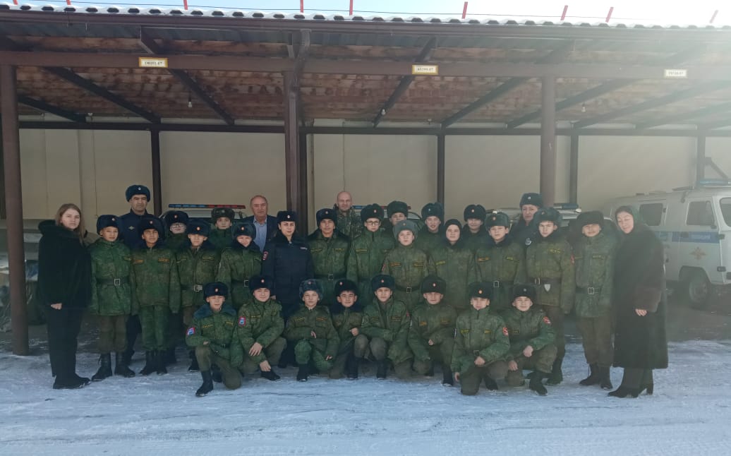 Воспитанники кадетской школы Бабугента стали участниками акции «Студенческий десант»