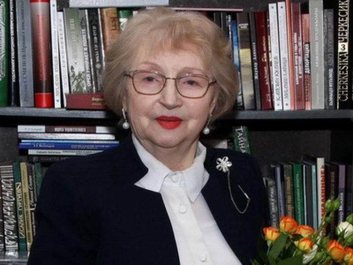 В Нальчике прошел юбилейный вечер Светланы Моттаевой