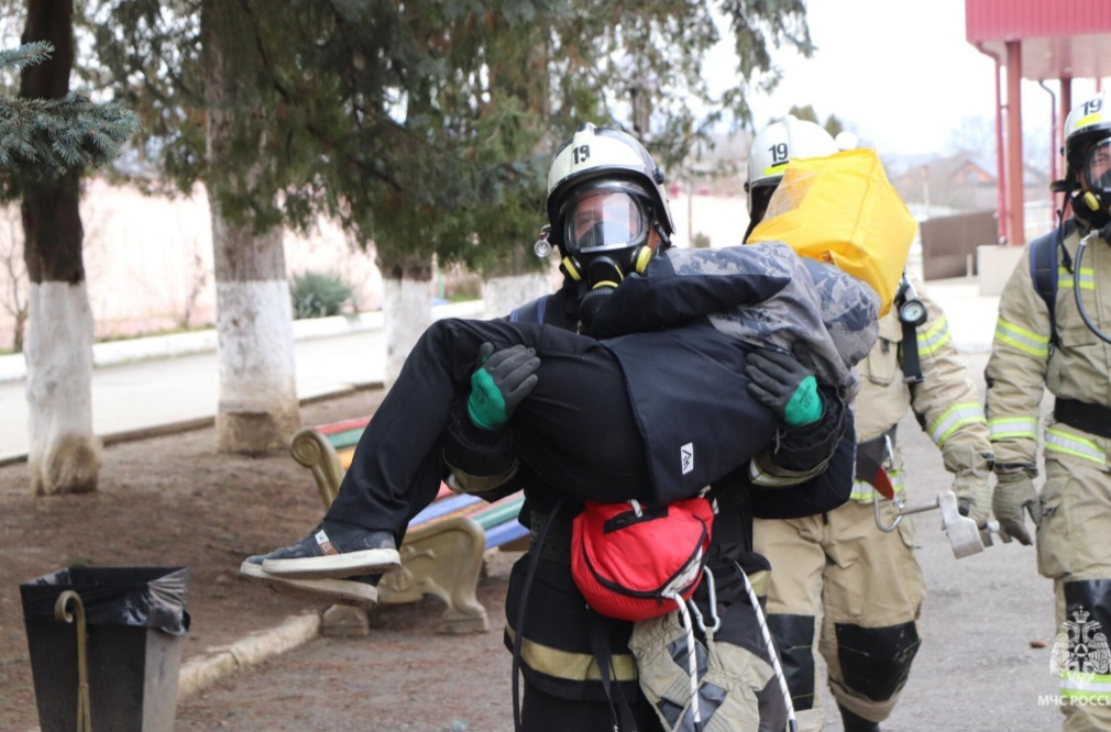 Сотрудники МЧС провели день пожарной безопасности