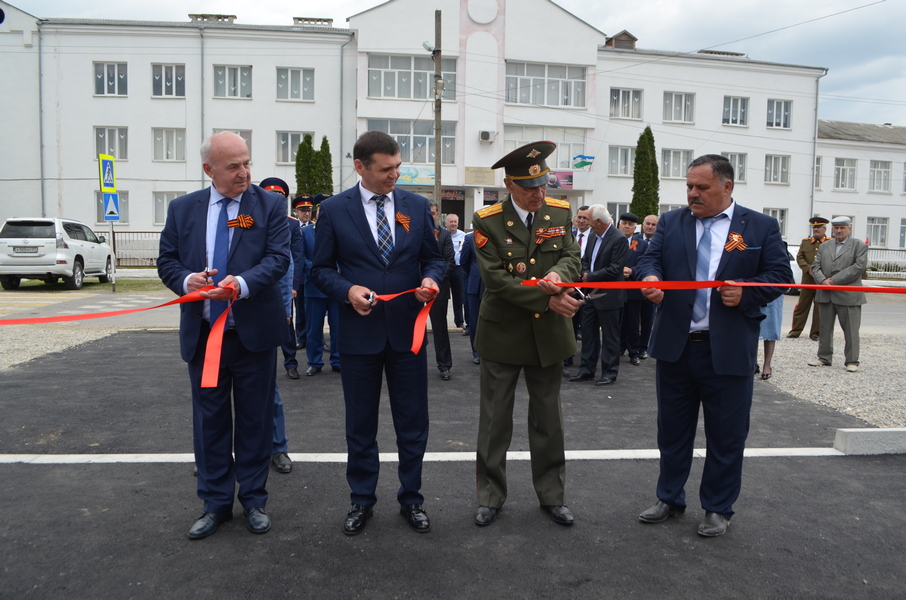В Кишпеке открыли сквер «Победы»
