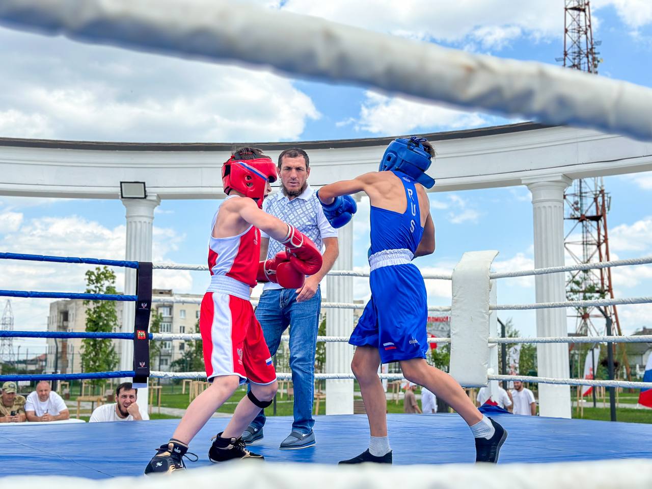 В Чегеме проходит турнир по боксу