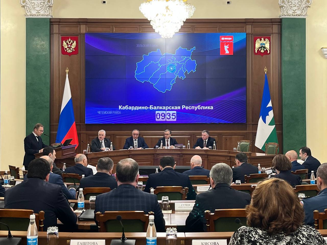 В Правительстве республики рассмотрели более 20 вопросов