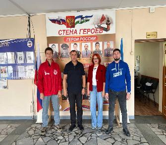 Будущие строители помогут волонтерам  