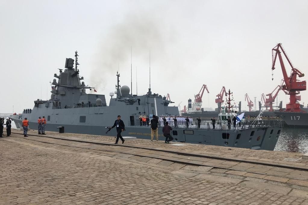 Корабль «Эльбрус» приплыл в Китай