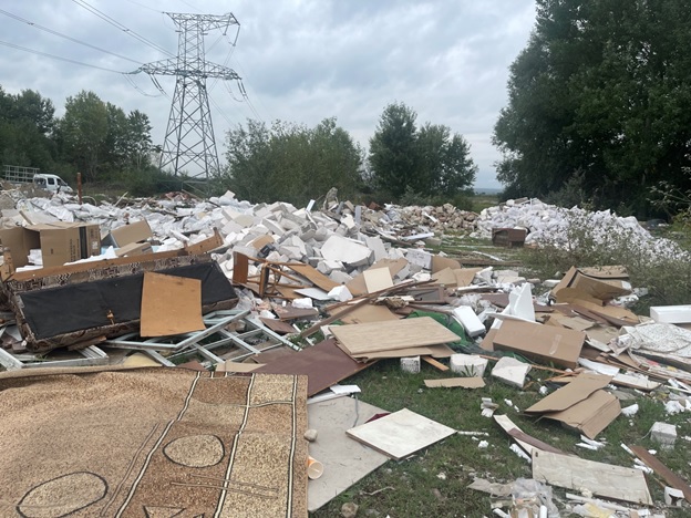 Возле Нартана обнаружена несанкционированная свалка