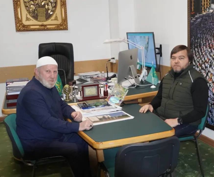 Бойцы добровольческого подразделения «Эльбрус» поздравляют всех с Рамаданом