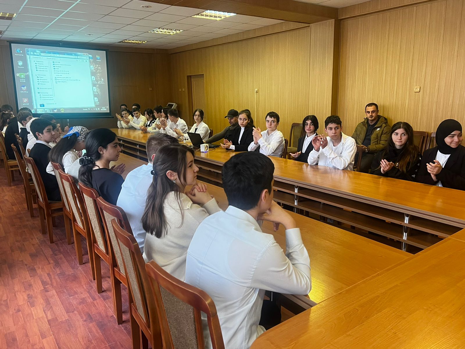 Росгвардейцы провели урок мужества для школьников