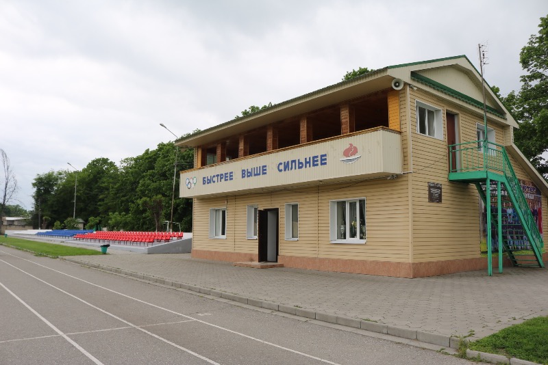 В Тереке обновили центральный стадион 