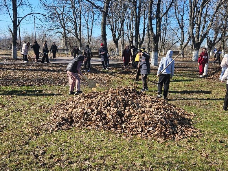 В Зольском районе провели субботники