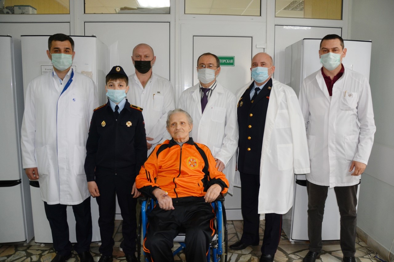 В КБР полицейские поздравили с днем рождения ветерана войны