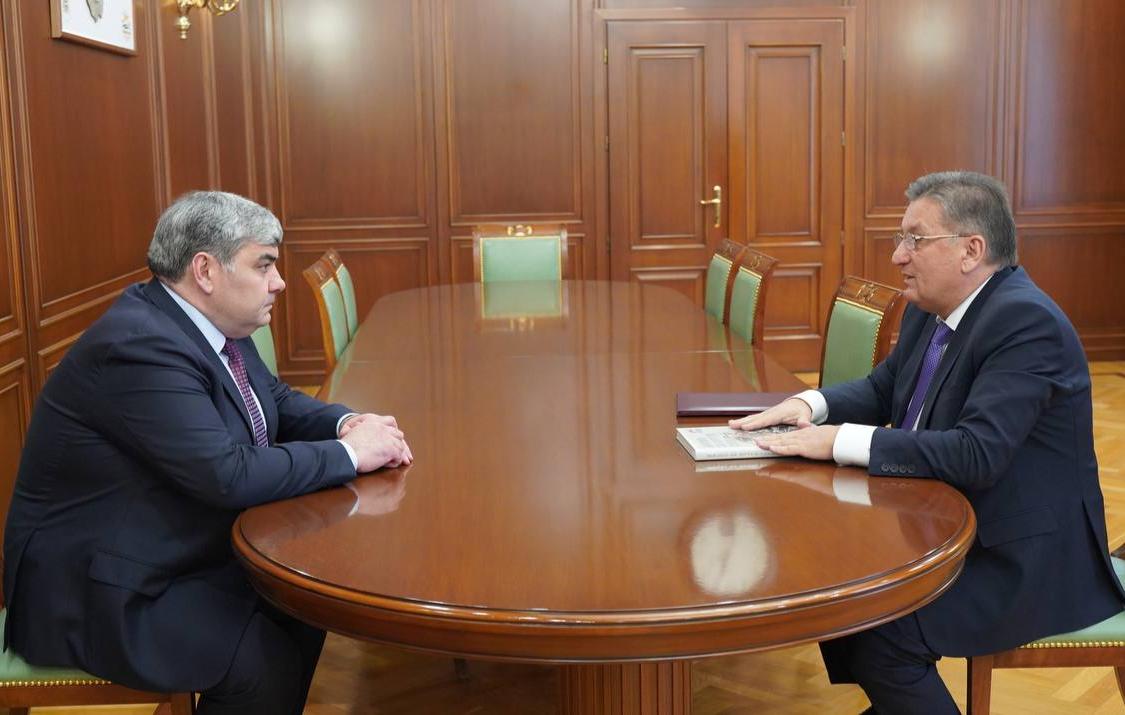 Казбек Коков провел рабочую встречу с руководителем Кабардино-Балкарского филиала фонда «Защитники Отечества»  