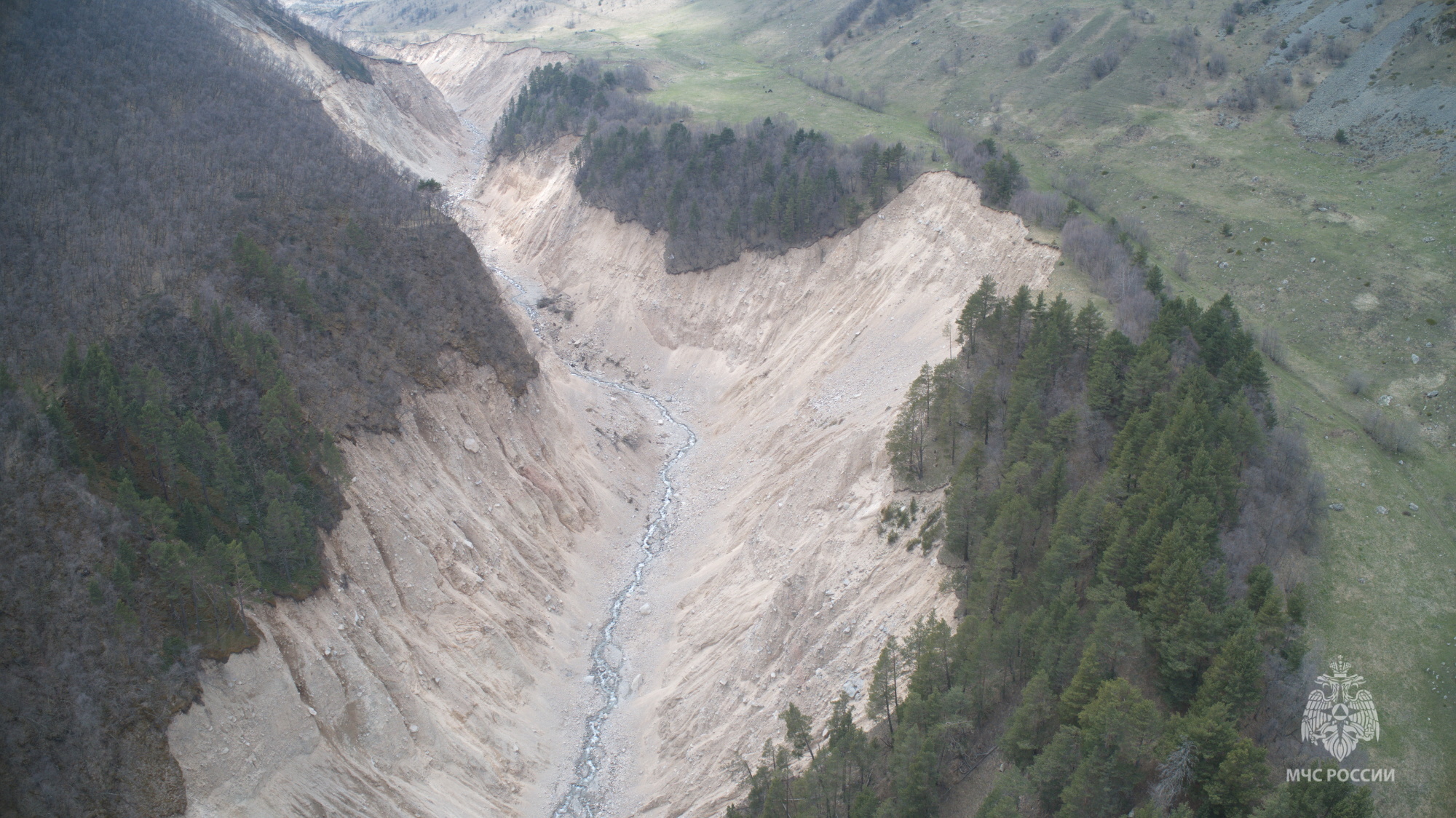 В Герхожан-Суу организовано круглосуточное дежурство для контроля селевой обстановки  