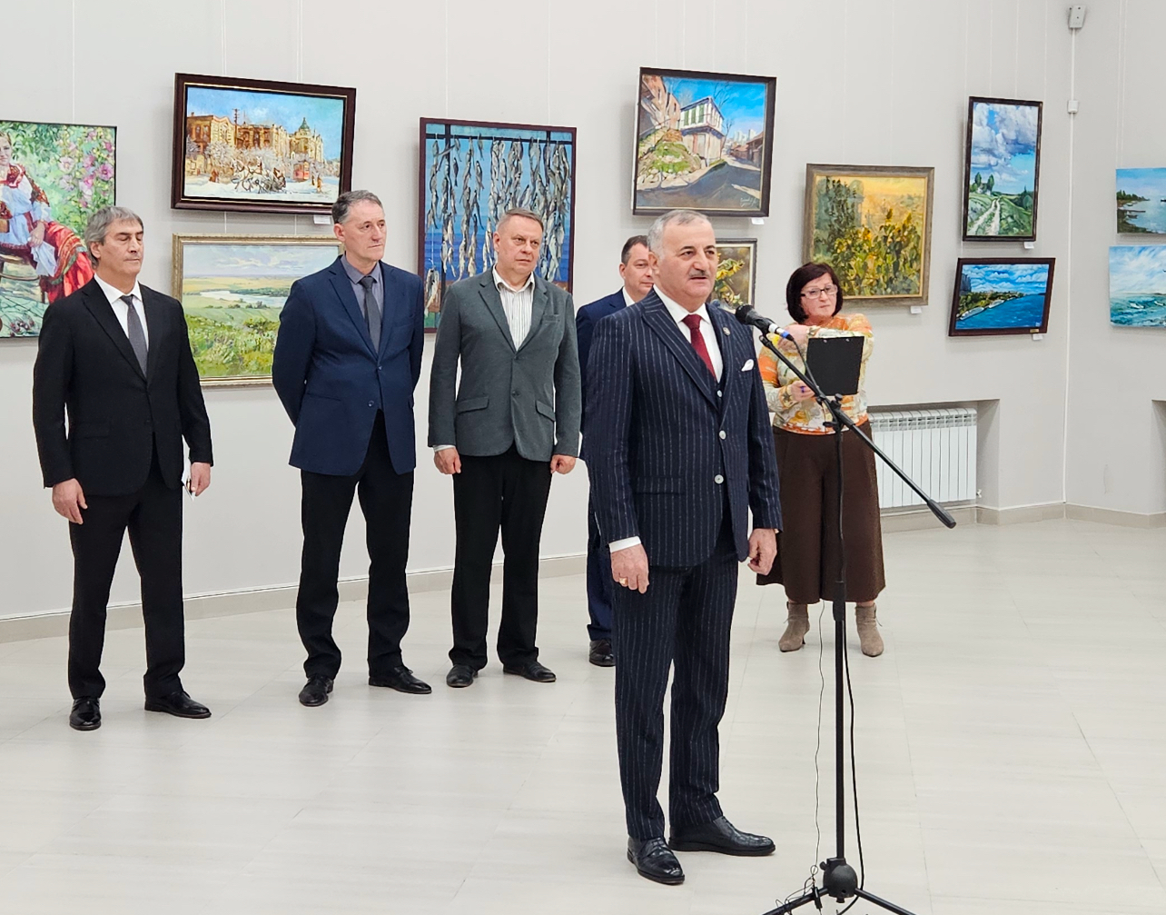 В Нальчике открылась межрегиональная выставка «Донской край»