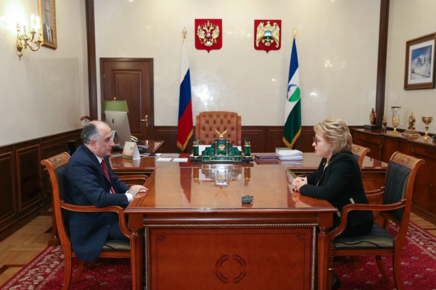 Председатель Совета Федерации ФС РФ В.И.Матвиенко провела встречу с главой Кабардино-Балкарии Ю.А.Коковым