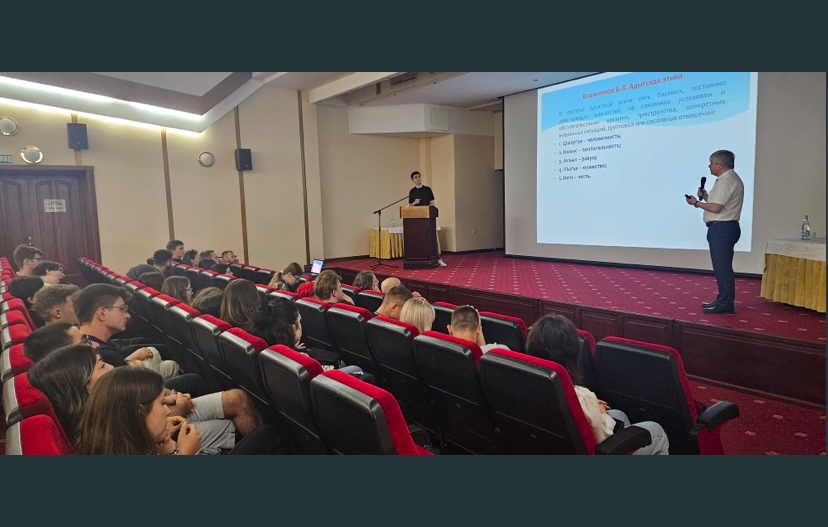 Участники акции «Лагерь соотечественников» познакомились с историей народов КБР