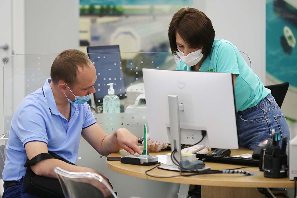 В ЦБ сообщили, что банки не имеют права взимать плату за оформление кредитных каникул