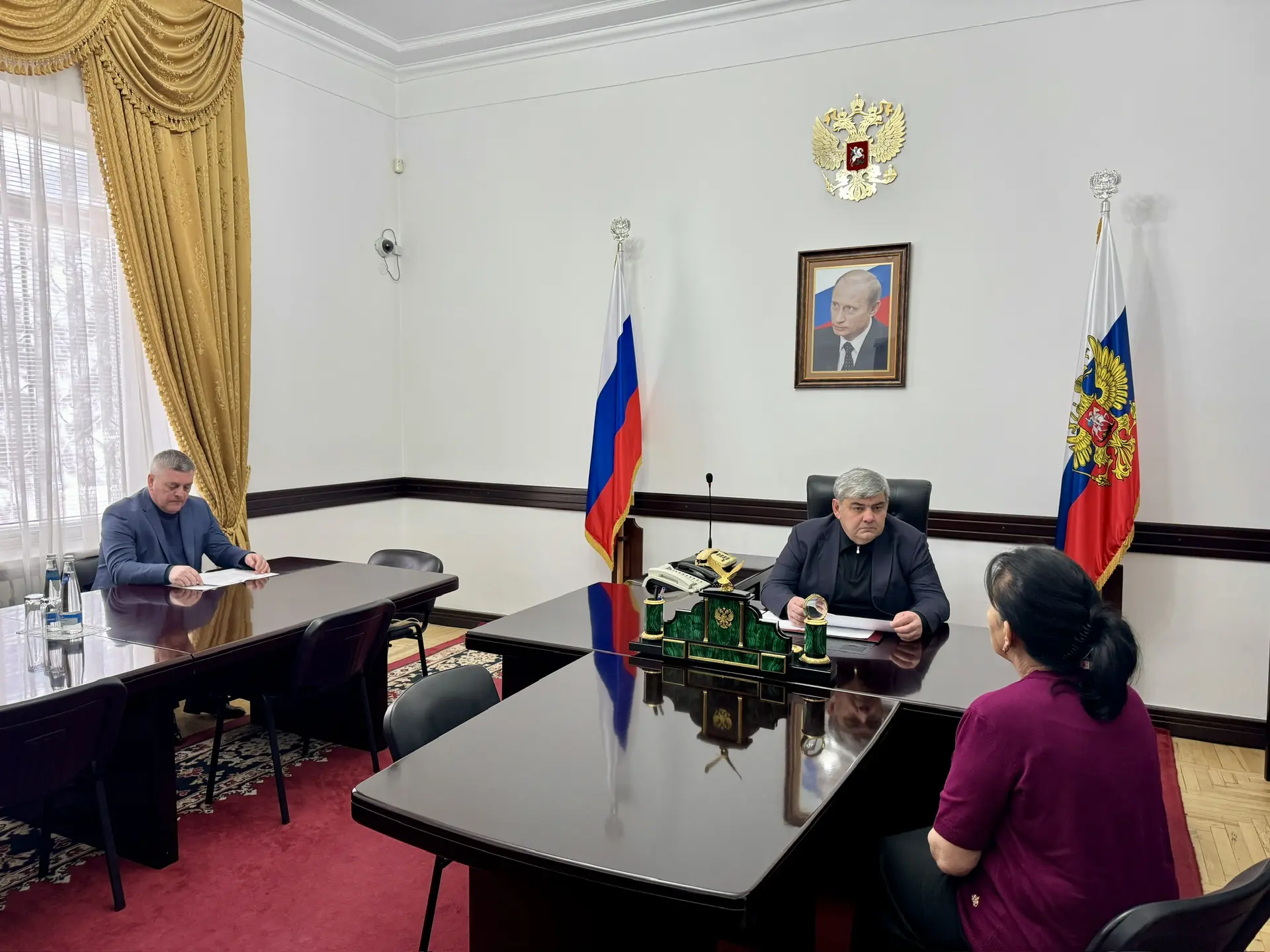 Казбек Коков провел личный прием граждан