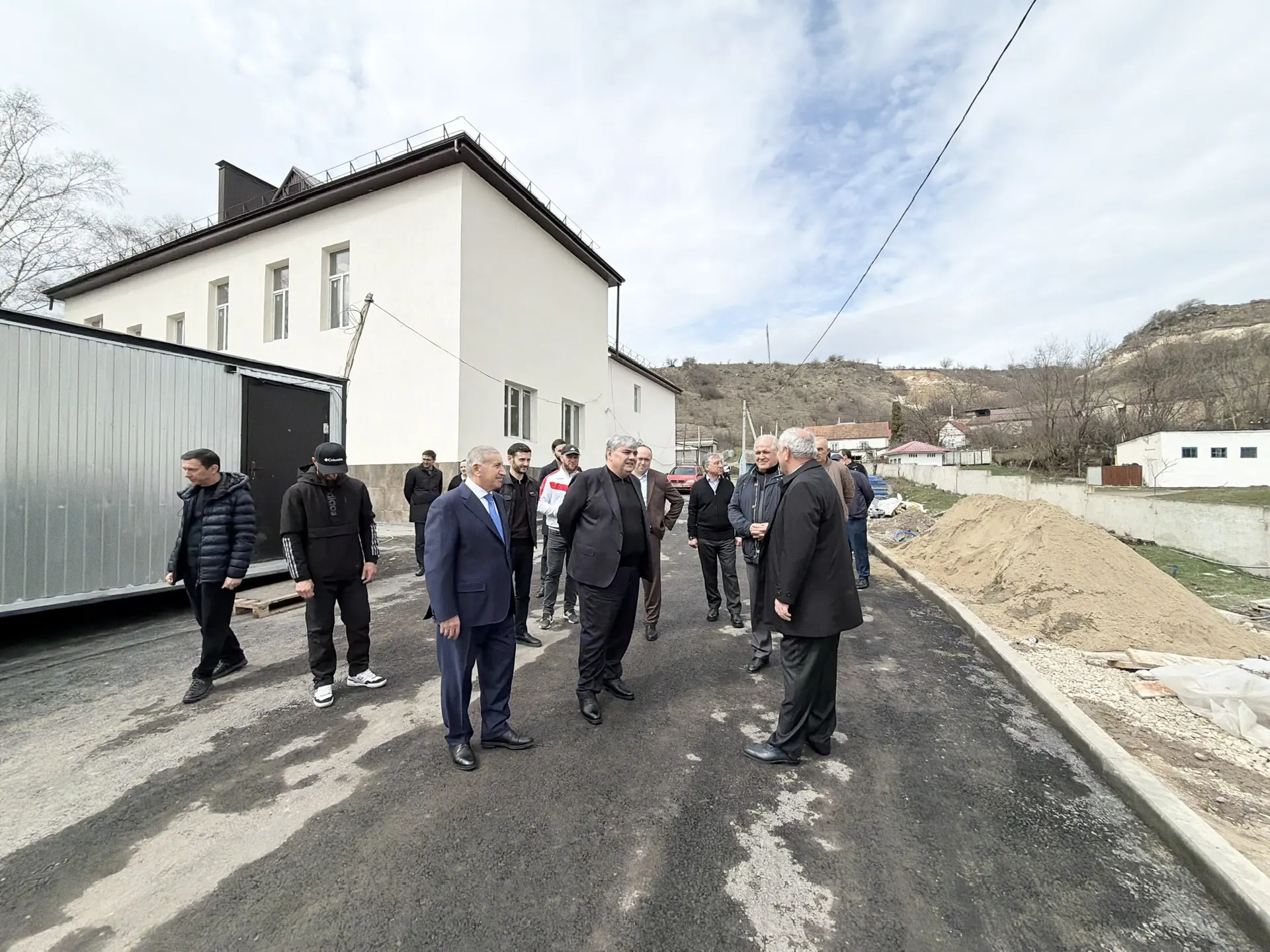 Казбек Коков проинспектировал реализацию национальных проектов и региональных программ в КБР 