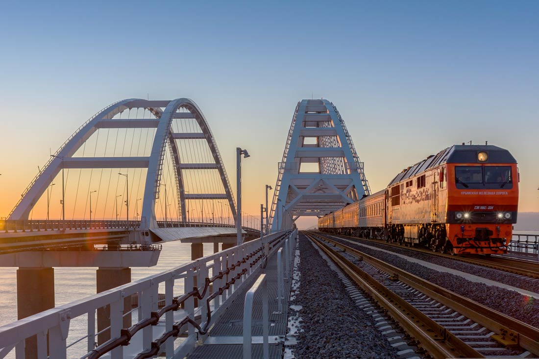 Перевозчики смогут отправить грузы в Крым по железной дороге вместо автотранспорта