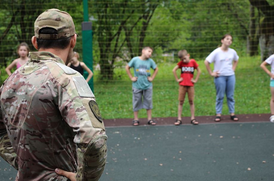 В Кабардино-Балкарии продолжается акция «Каникулы с Росгвардией»