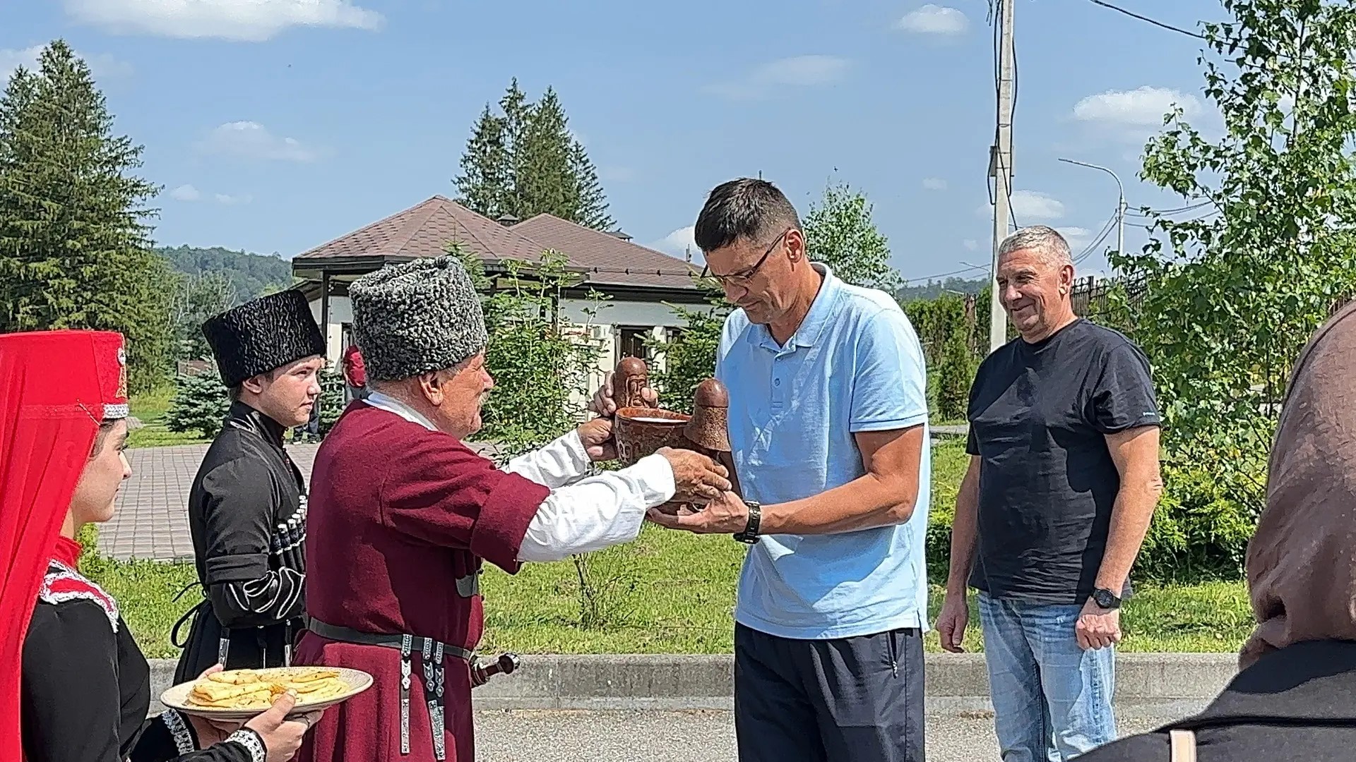 Четырехкратный олимпийский чемпион Александр Попов проведет мастер-классы для юных пловцов