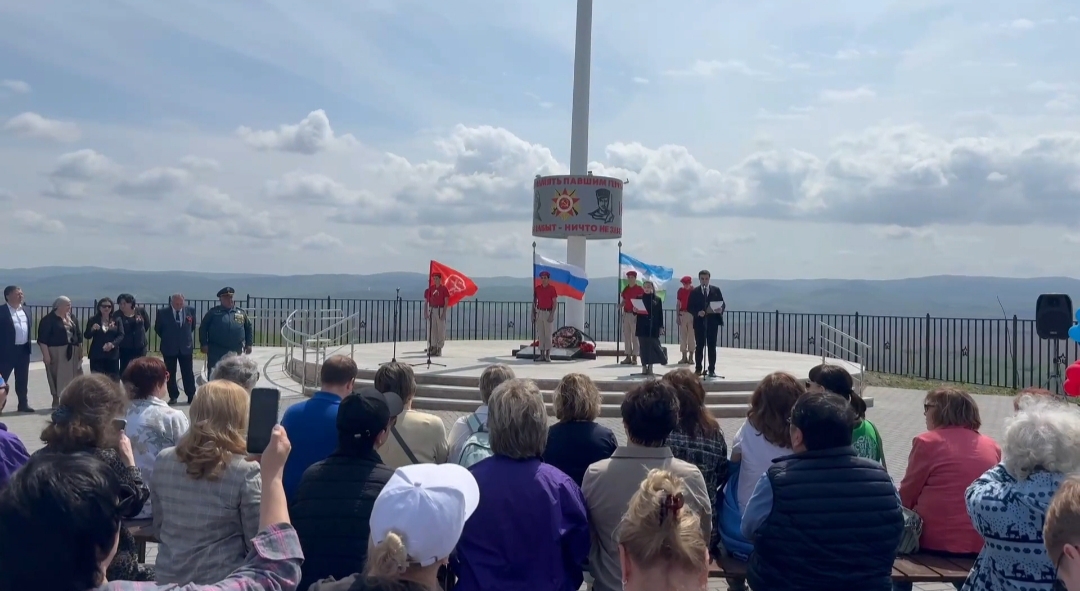 Педагоги со всей России поднялись на Курпские высоты