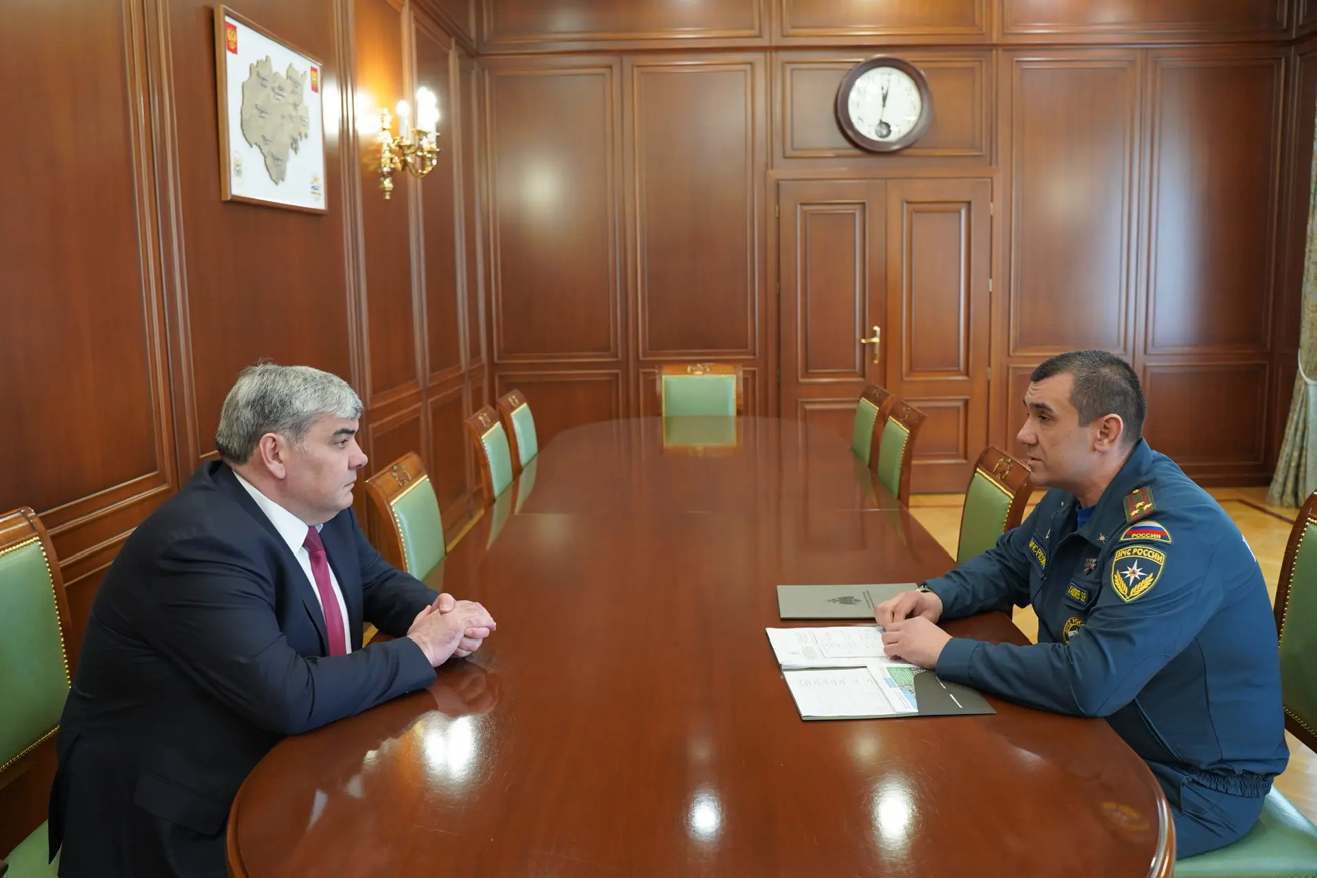 Казбек Коков встретился с врио начальника регионального управления МЧС