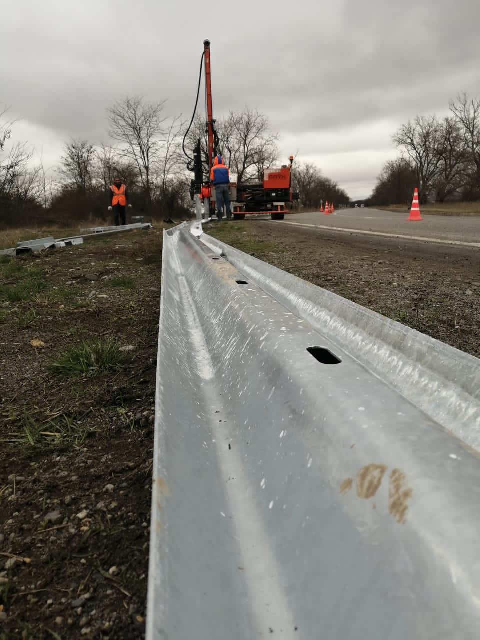 В КБР устанавливают новые дорожные знаки