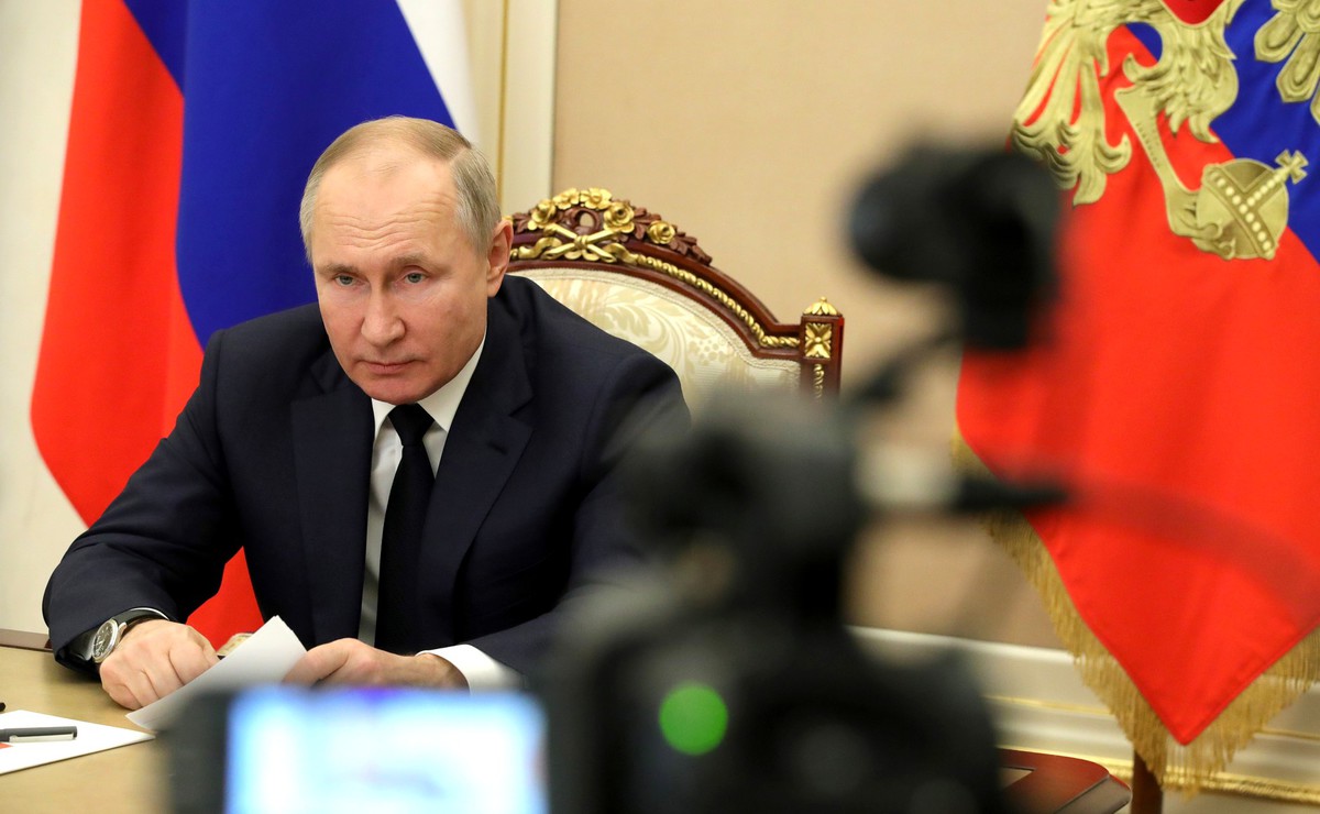 По инициативе ЕР, поддержанной Путиным, около 400 тыс чел получат кешбэк на детский отдых