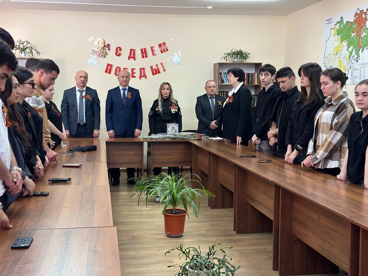 Росгвардейцы приняли участие в праздничном круглом столе