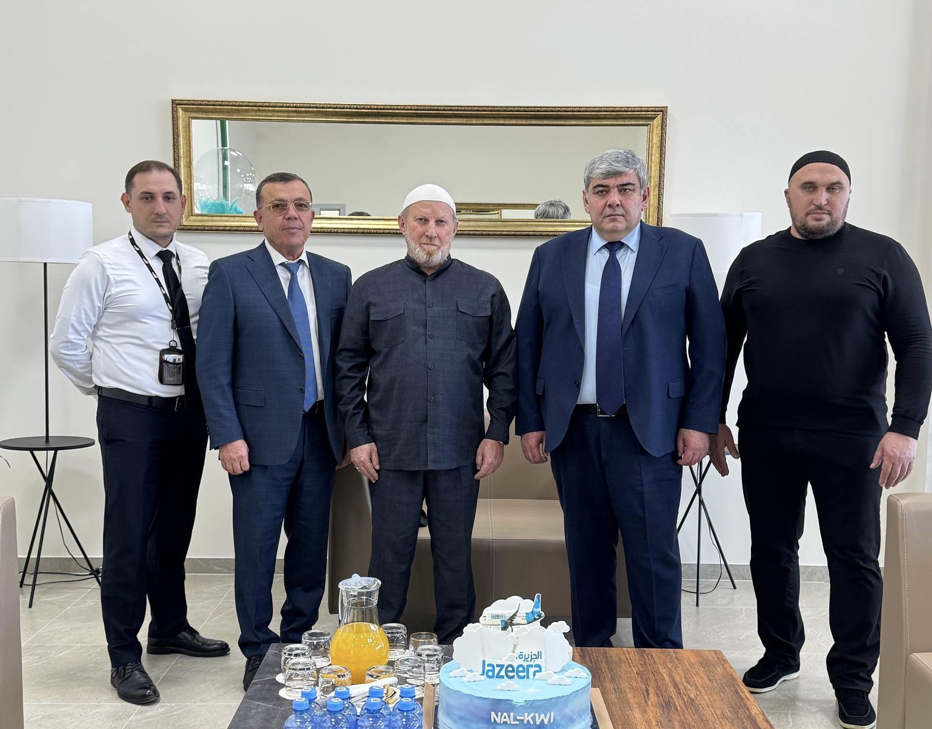 Казбек Коков приветствовал группу паломников