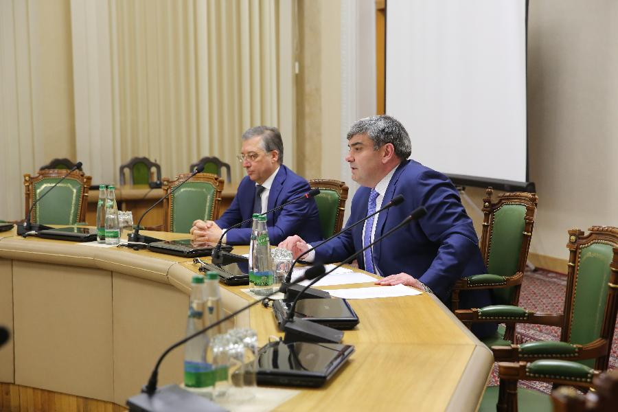 Казбек Коков встретился с представителями Фонда добрых дел